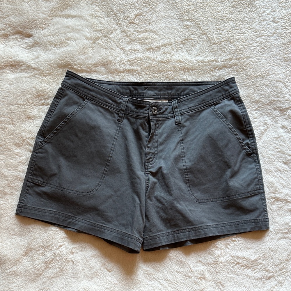 Field & Stream Dark Gray Women's Shorts